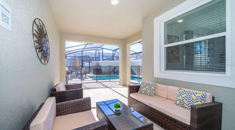 Kissimmee, Florida 34746, 4 Bedrooms Bedrooms, ,3 Bathroomsbathrooms,Residential,For Sale,Paragraph,Mfro6299798