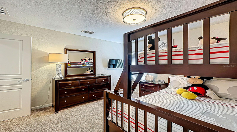 Kissimmee, Florida 34747, 6 Bedrooms Bedrooms, ,4 Bathroomsbathrooms,Residential,For Sale,Holtrock,Mfro6296461