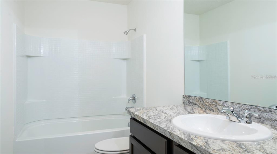Davenport, Florida 33837, 3 Bedrooms Bedrooms, ,2 Bathroomsbathrooms,Residential,For Sale,Tulip,Mfro6299824