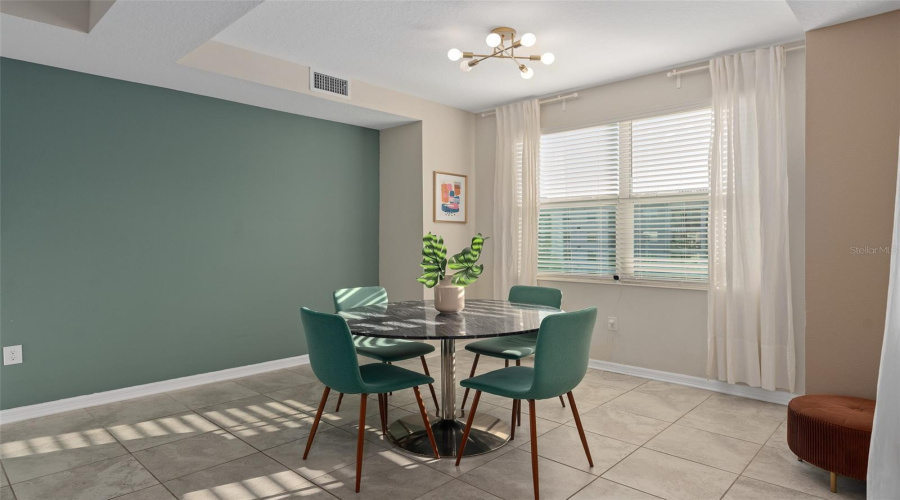 KISSIMMEE, Florida 34746, 2 Bedrooms Bedrooms, ,2 BathroomsBathrooms,Residential,For Sale,PARADOX,0,MFRA4648781