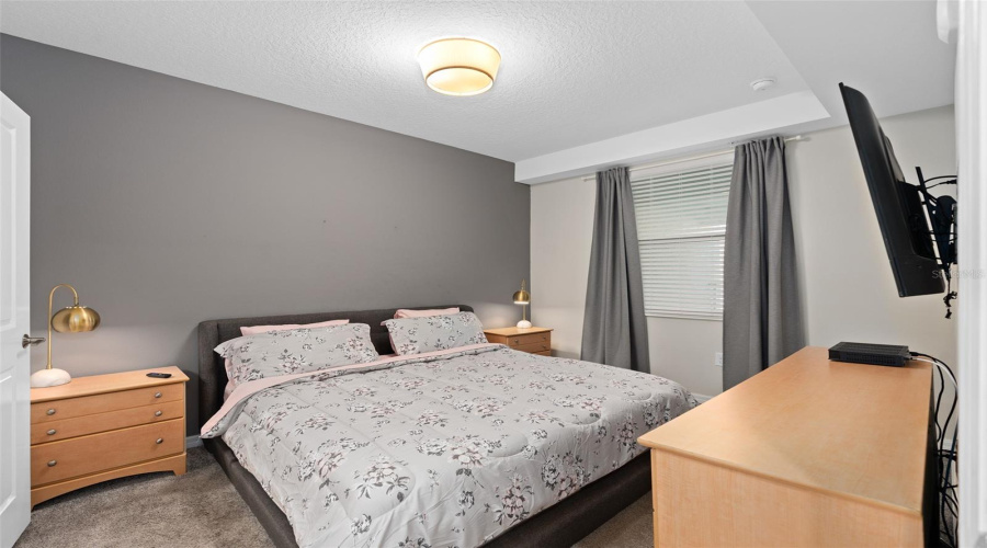 KISSIMMEE, Florida 34746, 2 Bedrooms Bedrooms, ,2 BathroomsBathrooms,Residential,For Sale,PARADOX,0,MFRA4648781