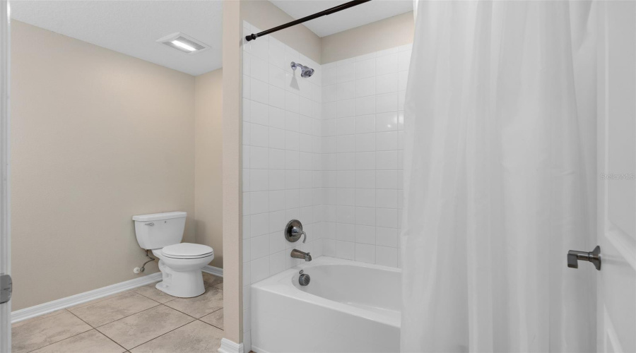 KISSIMMEE, Florida 34746, 2 Bedrooms Bedrooms, ,2 BathroomsBathrooms,Residential,For Sale,PARADOX,0,MFRA4648781
