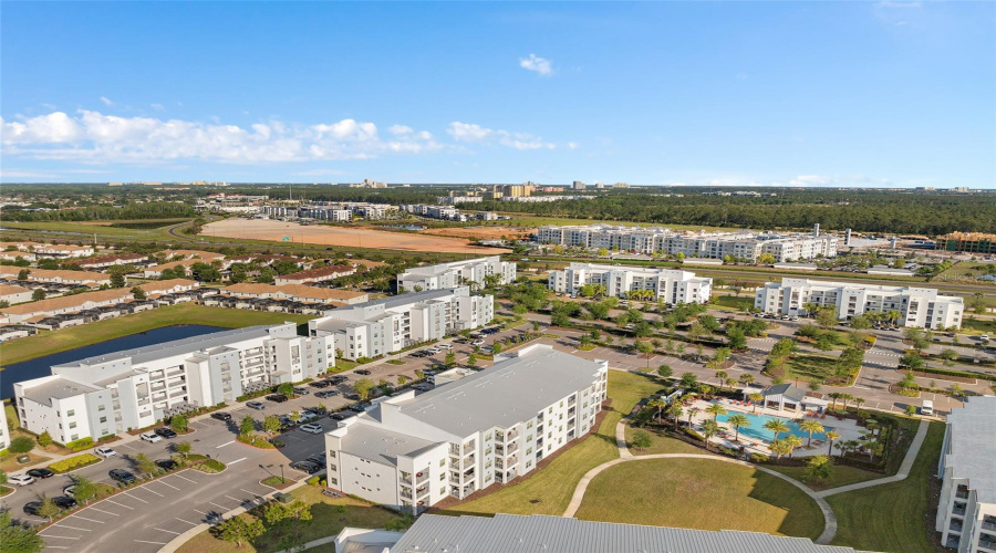 KISSIMMEE, Florida 34746, 2 Bedrooms Bedrooms, ,2 BathroomsBathrooms,Residential,For Sale,PARADOX,0,MFRA4648781