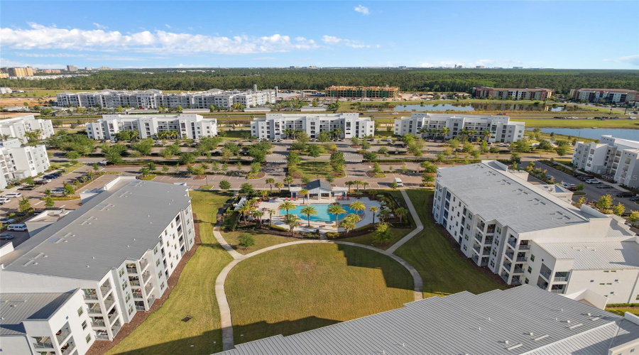 KISSIMMEE, Florida 34746, 2 Bedrooms Bedrooms, ,2 BathroomsBathrooms,Residential,For Sale,PARADOX,0,MFRA4648781