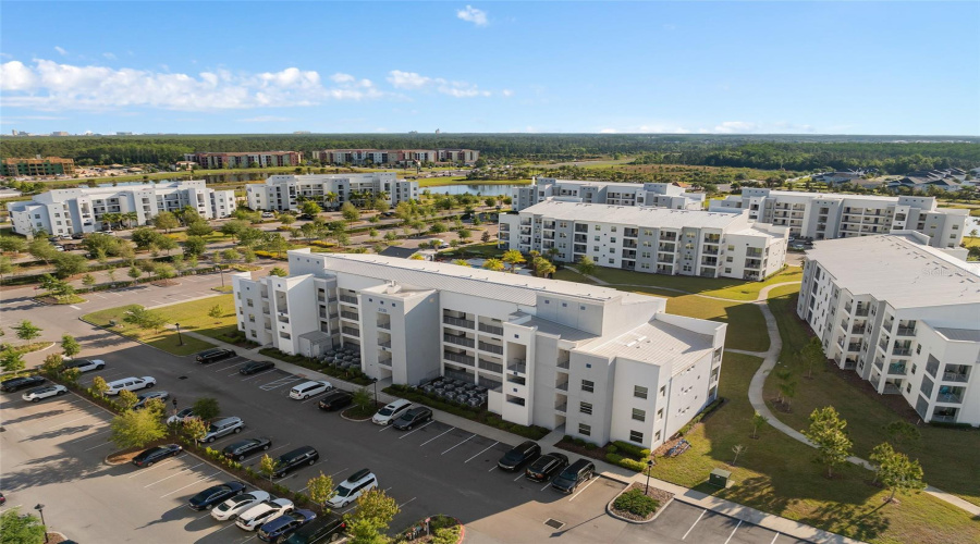 KISSIMMEE, Florida 34746, 2 Bedrooms Bedrooms, ,2 BathroomsBathrooms,Residential,For Sale,PARADOX,0,MFRA4648781
