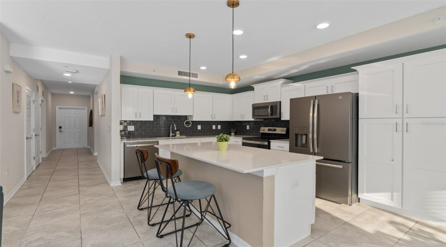 KISSIMMEE, Florida 34746, 2 Bedrooms Bedrooms, ,2 BathroomsBathrooms,Residential,For Sale,PARADOX,0,MFRA4648781