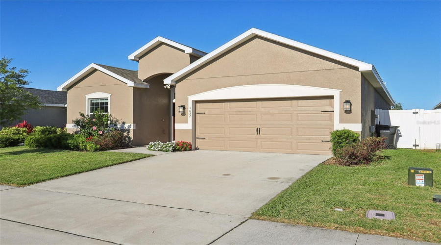 DAVENPORT, Florida 33837, 4 Bedrooms Bedrooms, ,2 BathroomsBathrooms,Residential,For Sale,CASCADE,MFRO6299555