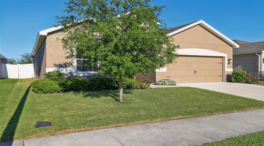 DAVENPORT, Florida 33837, 4 Bedrooms Bedrooms, ,2 BathroomsBathrooms,Residential,For Sale,CASCADE,MFRO6299555