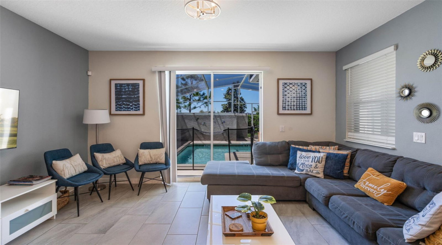 DAVENPORT, Florida 33896, 4 Bedrooms Bedrooms, ,3 BathroomsBathrooms,Residential,For Sale,PEBBLE BEACH,0,MFRS5124974
