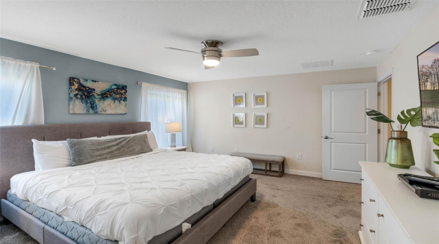 DAVENPORT, Florida 33896, 4 Bedrooms Bedrooms, ,3 BathroomsBathrooms,Residential,For Sale,PEBBLE BEACH,0,MFRS5124974