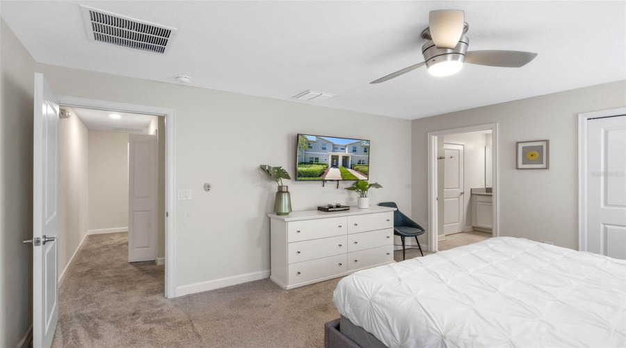 DAVENPORT, Florida 33896, 4 Bedrooms Bedrooms, ,3 BathroomsBathrooms,Residential,For Sale,PEBBLE BEACH,0,MFRS5124974