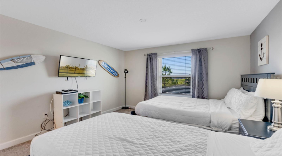 DAVENPORT, Florida 33896, 4 Bedrooms Bedrooms, ,3 BathroomsBathrooms,Residential,For Sale,PEBBLE BEACH,0,MFRS5124974