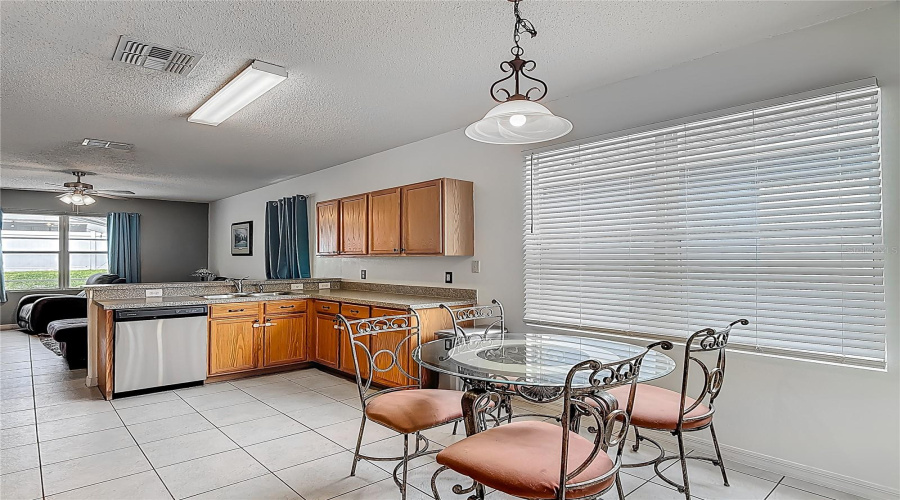DAVENPORT, Florida 33837, 3 Bedrooms Bedrooms, ,2 BathroomsBathrooms,Residential,For Sale,SIGMUND,MFRO6298592