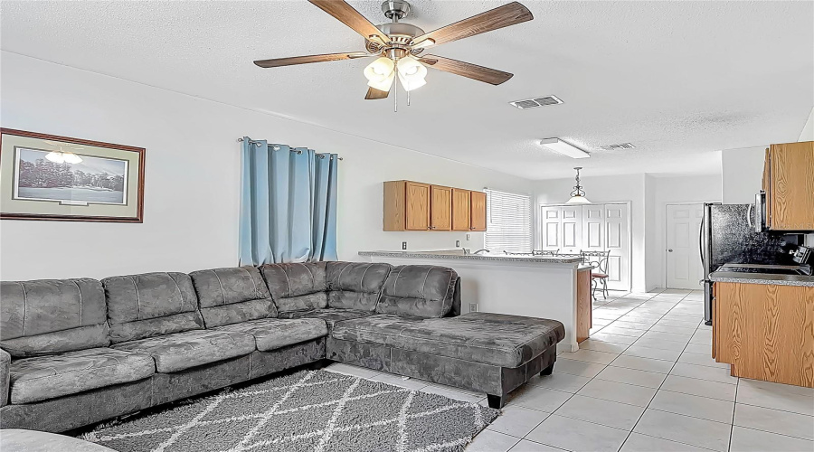 DAVENPORT, Florida 33837, 3 Bedrooms Bedrooms, ,2 BathroomsBathrooms,Residential,For Sale,SIGMUND,MFRO6298592