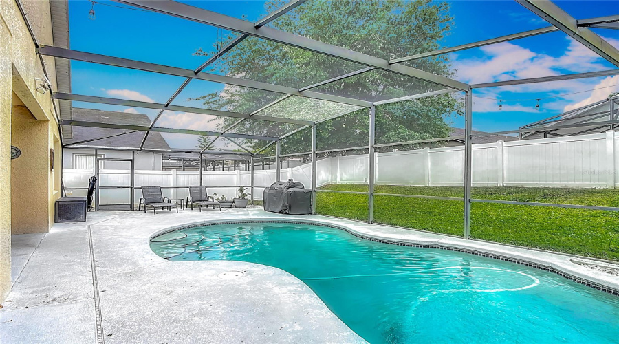DAVENPORT, Florida 33837, 3 Bedrooms Bedrooms, ,2 BathroomsBathrooms,Residential,For Sale,SIGMUND,MFRO6298592