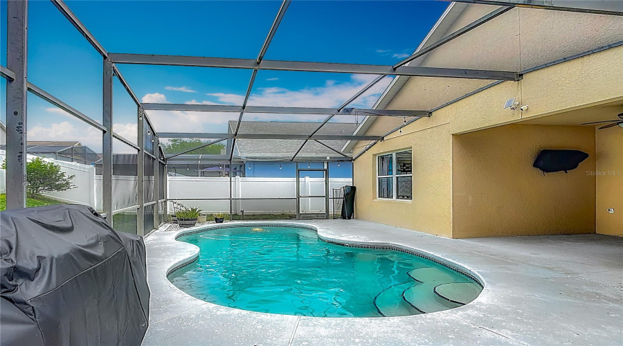 DAVENPORT, Florida 33837, 3 Bedrooms Bedrooms, ,2 BathroomsBathrooms,Residential,For Sale,SIGMUND,MFRO6298592