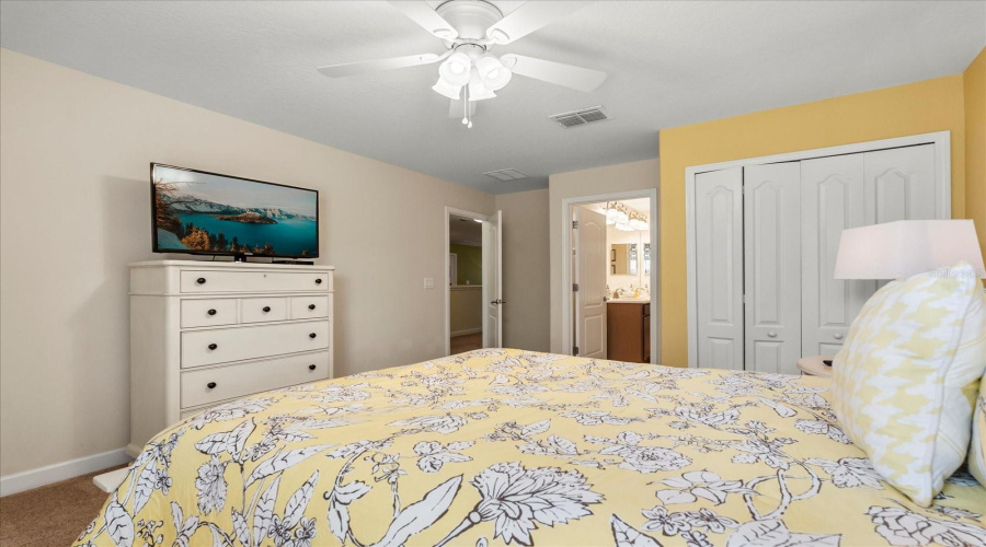 DAVENPORT, Florida 33896, 7 Bedrooms Bedrooms, ,5 BathroomsBathrooms,Residential,For Sale,THUNDERBIRD,MFRO6296418