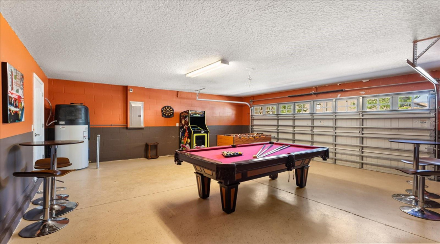 DAVENPORT, Florida 33896, 7 Bedrooms Bedrooms, ,5 BathroomsBathrooms,Residential,For Sale,THUNDERBIRD,MFRO6296418