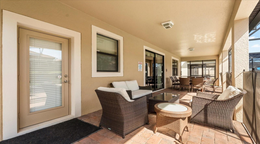 DAVENPORT, Florida 33896, 7 Bedrooms Bedrooms, ,5 BathroomsBathrooms,Residential,For Sale,THUNDERBIRD,MFRO6296418