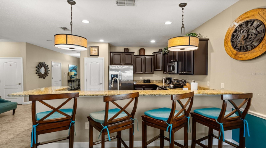 DAVENPORT, Florida 33896, 7 Bedrooms Bedrooms, ,5 BathroomsBathrooms,Residential,For Sale,THUNDERBIRD,MFRO6296418