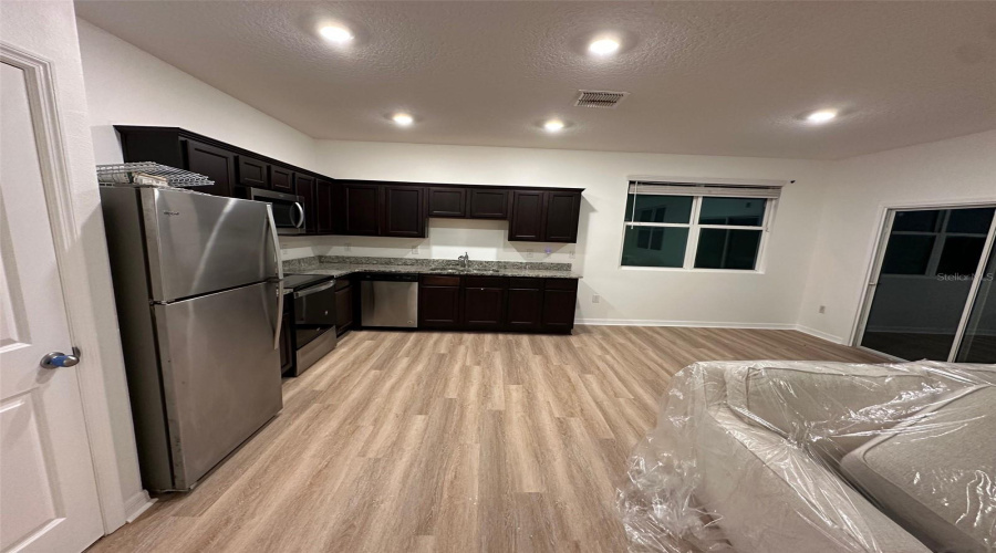 Davenport, Florida 33837, 3 Bedrooms Bedrooms, ,2 Bathroomsbathrooms,Residential,For Sale,Madison,Mfro6300503