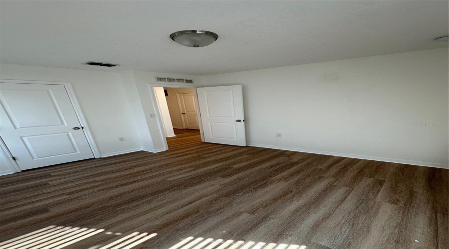 Davenport, Florida 33837, 3 Bedrooms Bedrooms, ,2 Bathroomsbathrooms,Residential,For Sale,Madison,Mfro6300503