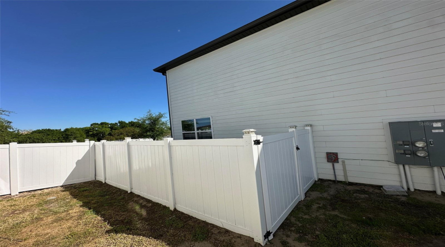 Davenport, Florida 33837, 3 Bedrooms Bedrooms, ,2 Bathroomsbathrooms,Residential,For Sale,Madison,Mfro6300503