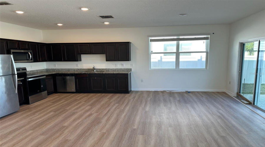 Davenport, Florida 33837, 3 Bedrooms Bedrooms, ,2 Bathroomsbathrooms,Residential,For Sale,Madison,Mfro6300503
