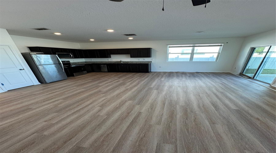 Davenport, Florida 33837, 3 Bedrooms Bedrooms, ,2 Bathroomsbathrooms,Residential,For Sale,Madison,Mfro6300503