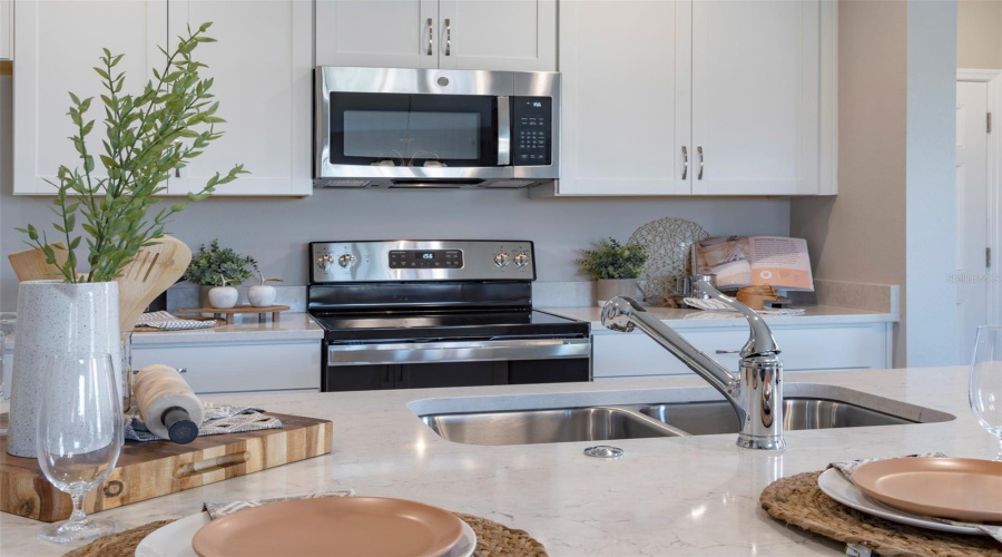 KISSIMMEE, Florida 34746, 3 Bedrooms Bedrooms, ,2 BathroomsBathrooms,Residential,For Sale,CONIFER CONE,MFRO6287927