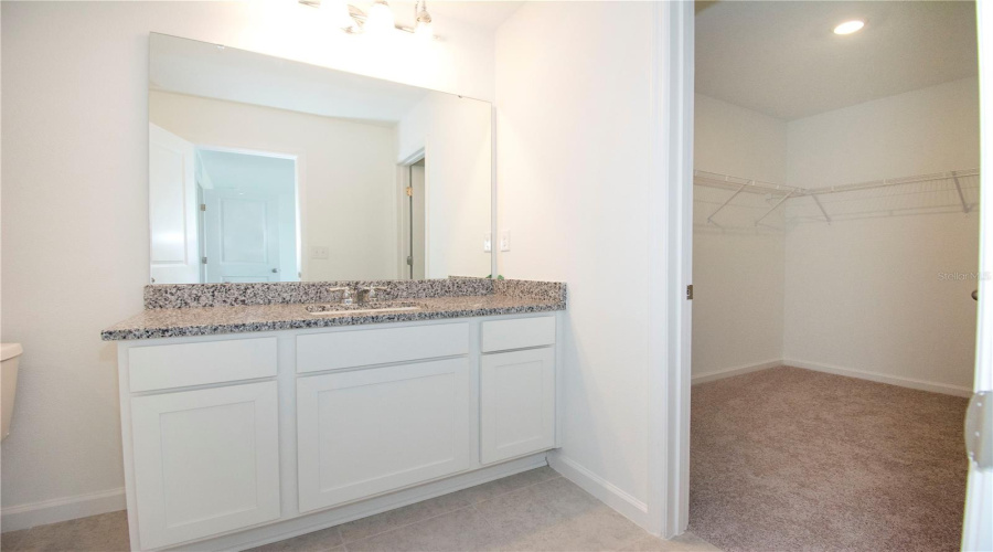 DAVENPORT, Florida 33837, 3 Bedrooms Bedrooms, ,2 BathroomsBathrooms,Residential,For Sale,VESARA,MFRTB8375291
