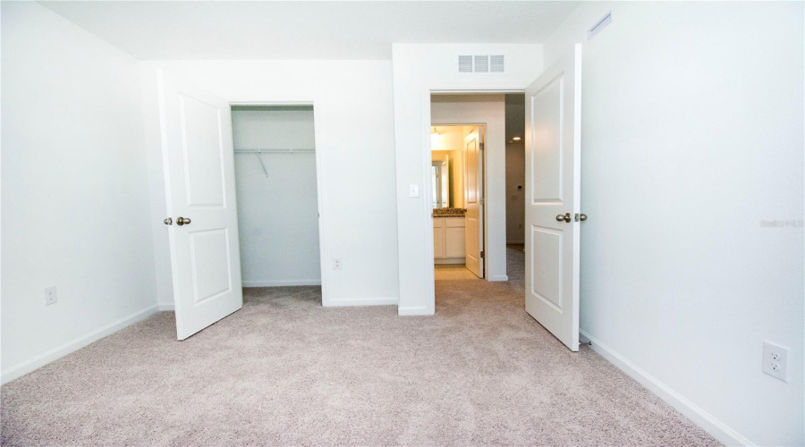 DAVENPORT, Florida 33837, 3 Bedrooms Bedrooms, ,2 BathroomsBathrooms,Residential,For Sale,VESARA,MFRTB8375291