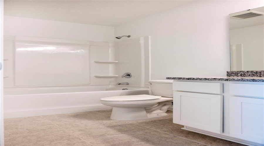 DAVENPORT, Florida 33837, 3 Bedrooms Bedrooms, ,2 BathroomsBathrooms,Residential,For Sale,VESARA,MFRTB8375291