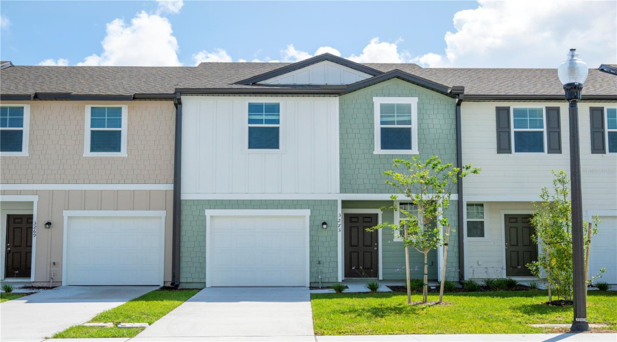 DAVENPORT, Florida 33837, 3 Bedrooms Bedrooms, ,2 BathroomsBathrooms,Residential,For Sale,VESARA,MFRTB8375291