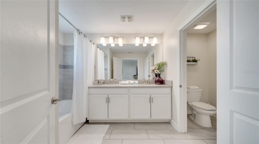 Davenport, Florida 33896, 4 Bedrooms Bedrooms, ,3 Bathroomsbathrooms,Residential,For Sale,Ocean Course,Mfro6300676