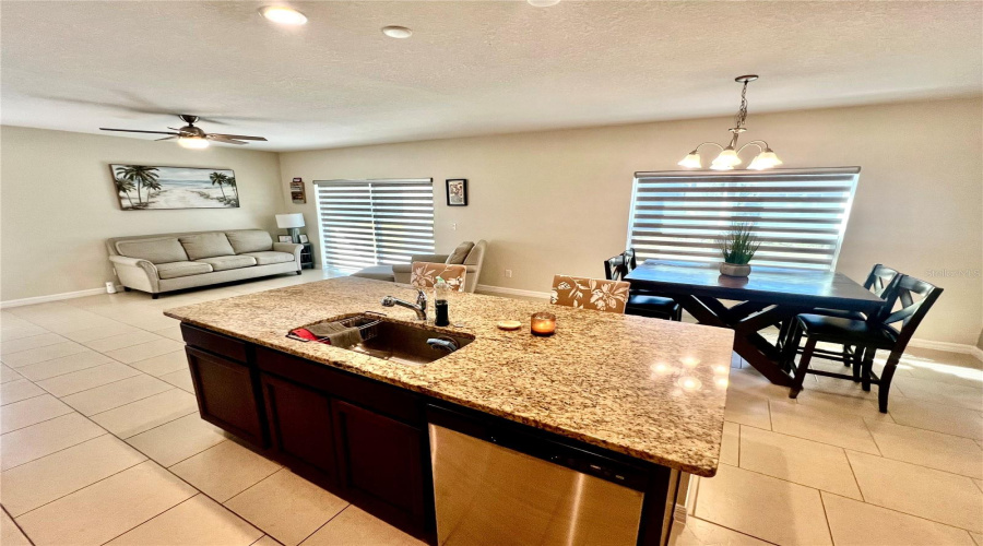 DAVENPORT, Florida 33837, 4 Bedrooms Bedrooms, ,2 BathroomsBathrooms,Residential,For Sale,MYRTLE HAMMOCK,0,MFRO6300272