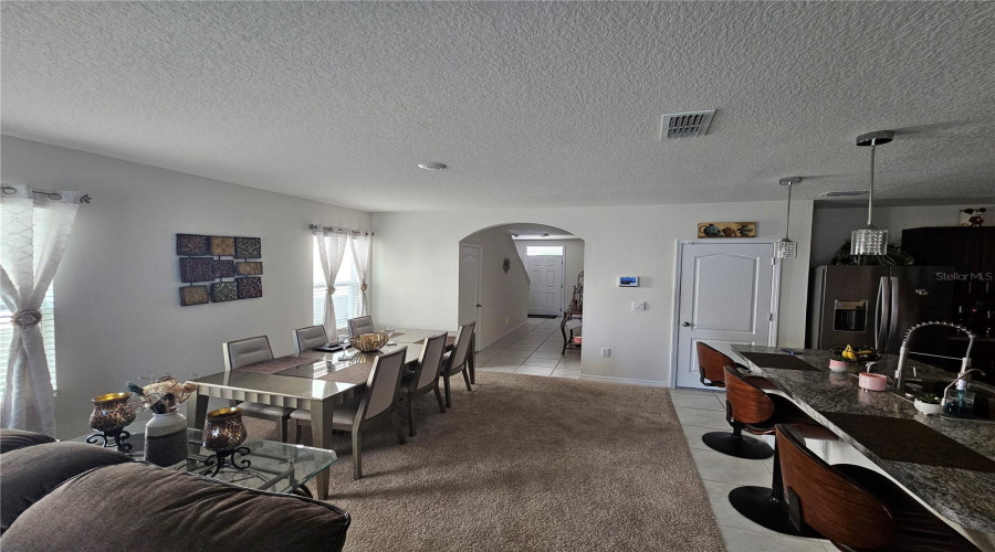 Davenport, Florida 33837, 5 Bedrooms Bedrooms, ,3 Bathroomsbathrooms,Residential,For Sale,Berry,Mfrtb8375560