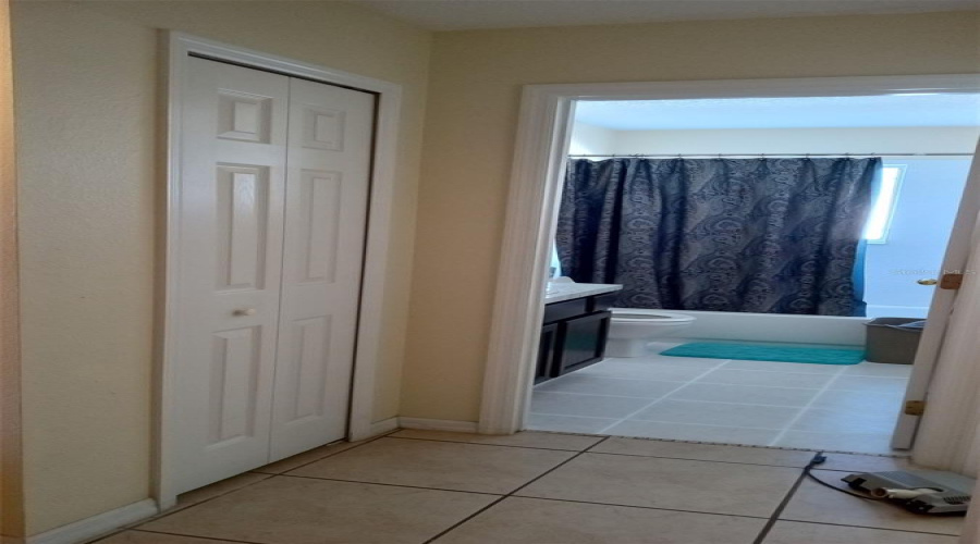 DAVENPORT, Florida 33897, 4 Bedrooms Bedrooms, ,2 BathroomsBathrooms,Residential,For Sale,HILLCREST,MFRTB8375081