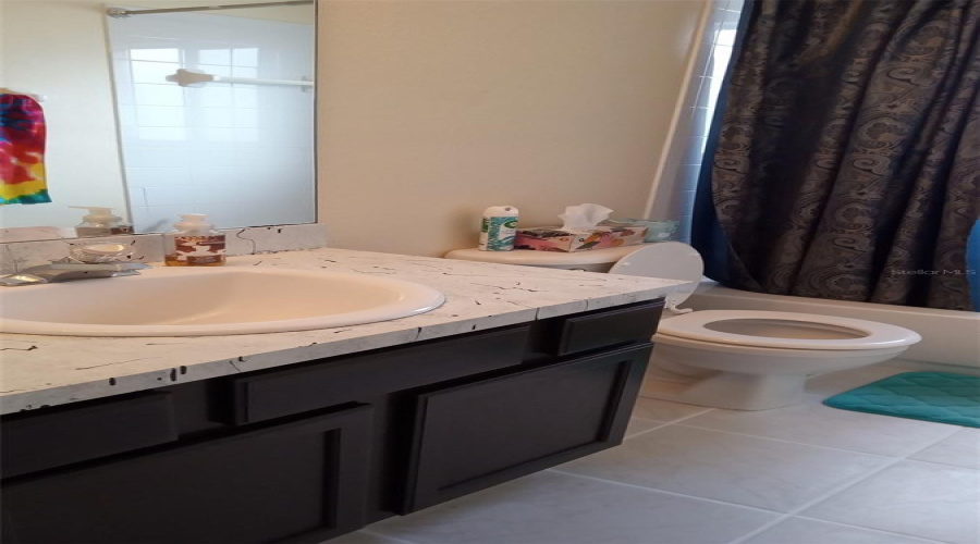 DAVENPORT, Florida 33897, 4 Bedrooms Bedrooms, ,2 BathroomsBathrooms,Residential,For Sale,HILLCREST,MFRTB8375081