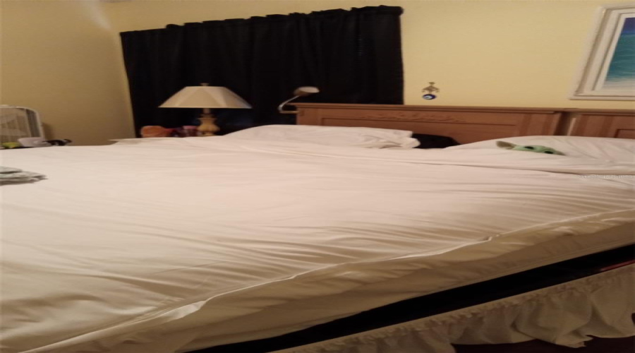 DAVENPORT, Florida 33897, 4 Bedrooms Bedrooms, ,2 BathroomsBathrooms,Residential,For Sale,HILLCREST,MFRTB8375081