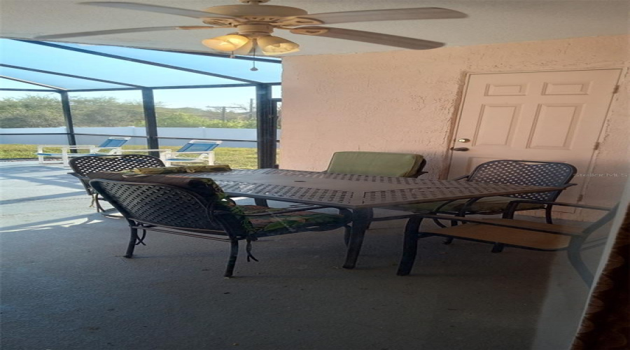 DAVENPORT, Florida 33897, 4 Bedrooms Bedrooms, ,2 BathroomsBathrooms,Residential,For Sale,HILLCREST,MFRTB8375081