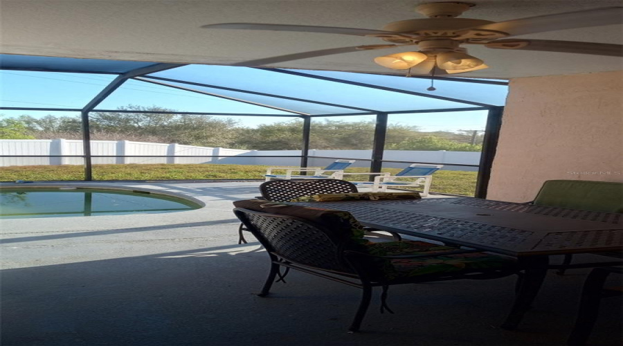 DAVENPORT, Florida 33897, 4 Bedrooms Bedrooms, ,2 BathroomsBathrooms,Residential,For Sale,HILLCREST,MFRTB8375081