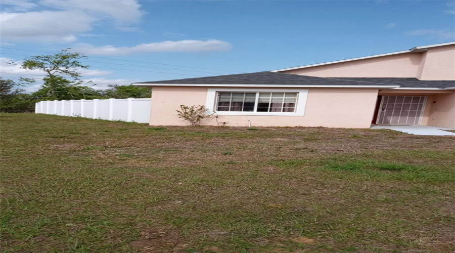 DAVENPORT, Florida 33897, 4 Bedrooms Bedrooms, ,2 BathroomsBathrooms,Residential,For Sale,HILLCREST,MFRTB8375081