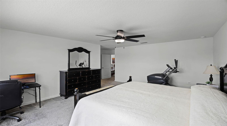 DAVENPORT, Florida 33837, 6 Bedrooms Bedrooms, ,3 BathroomsBathrooms,Residential,For Sale,GENTLE RAIN,MFRV4942187