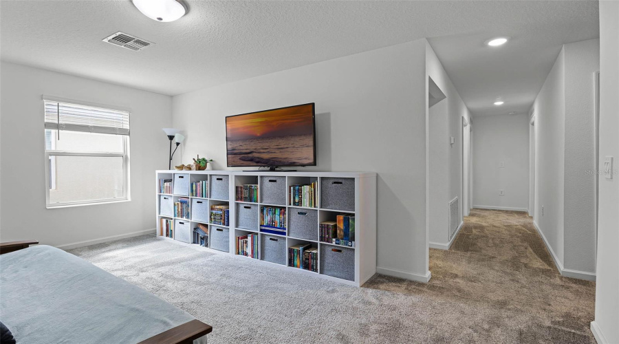 DAVENPORT, Florida 33837, 6 Bedrooms Bedrooms, ,3 BathroomsBathrooms,Residential,For Sale,GENTLE RAIN,MFRV4942187
