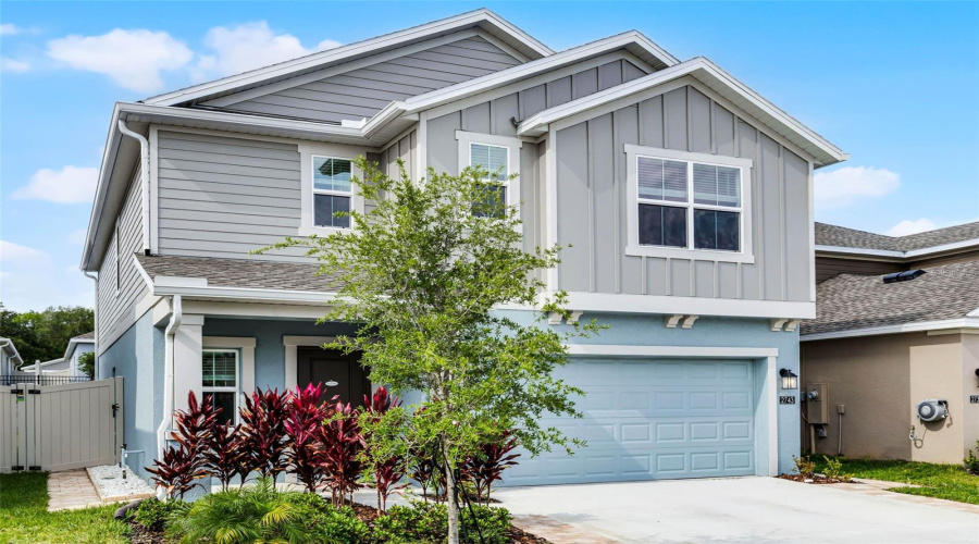 DAVENPORT, Florida 33837, 6 Bedrooms Bedrooms, ,3 BathroomsBathrooms,Residential,For Sale,GENTLE RAIN,MFRV4942187