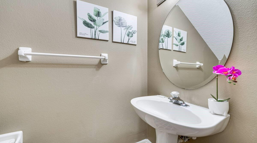 KISSIMMEE, Florida 34746, 5 Bedrooms Bedrooms, ,3 BathroomsBathrooms,Residential,For Sale,CUMBRIAN LAKES,MFRTB8315325