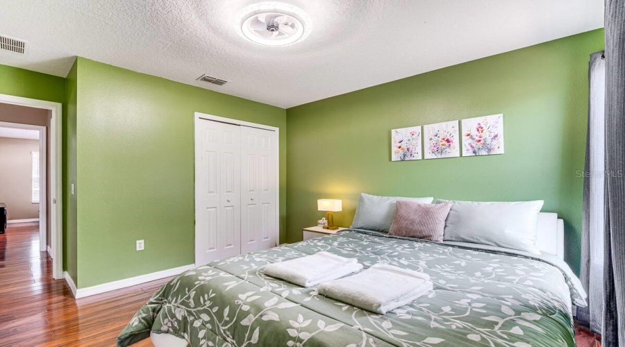 KISSIMMEE, Florida 34746, 5 Bedrooms Bedrooms, ,3 BathroomsBathrooms,Residential,For Sale,CUMBRIAN LAKES,MFRTB8315325