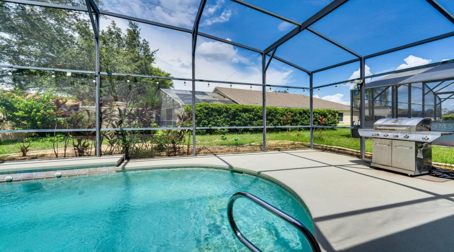 KISSIMMEE, Florida 34746, 5 Bedrooms Bedrooms, ,3 BathroomsBathrooms,Residential,For Sale,CUMBRIAN LAKES,MFRTB8315325