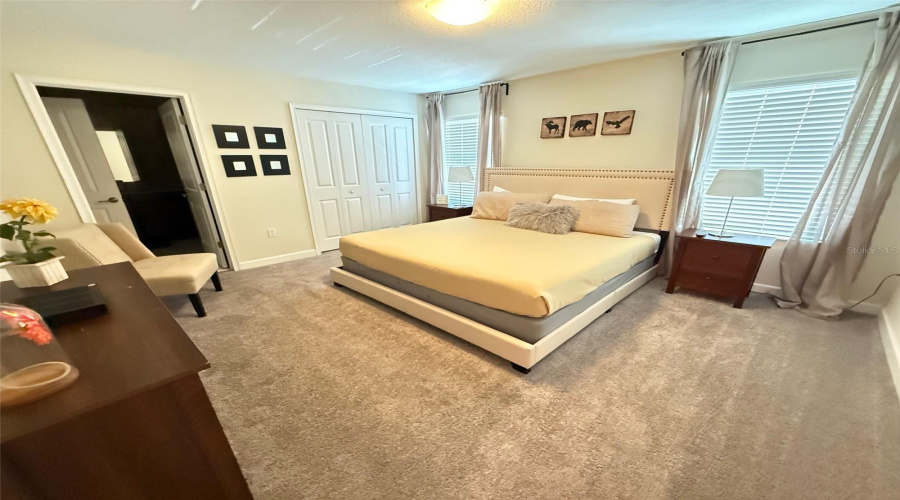 DAVENPORT, Florida 33896, 4 Bedrooms Bedrooms, ,3 BathroomsBathrooms,Residential,For Sale,DOGLEG,MFRS5125174